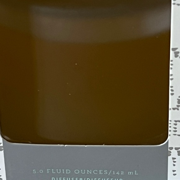 NEW WEST ELM REED DIFFUSER SHIMMERING BALSAM HOME ROOM FRAGRANCE - Picture 4 of 4